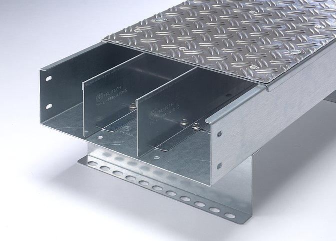 ACCESSIBLE TRUNKING SYSTEMS